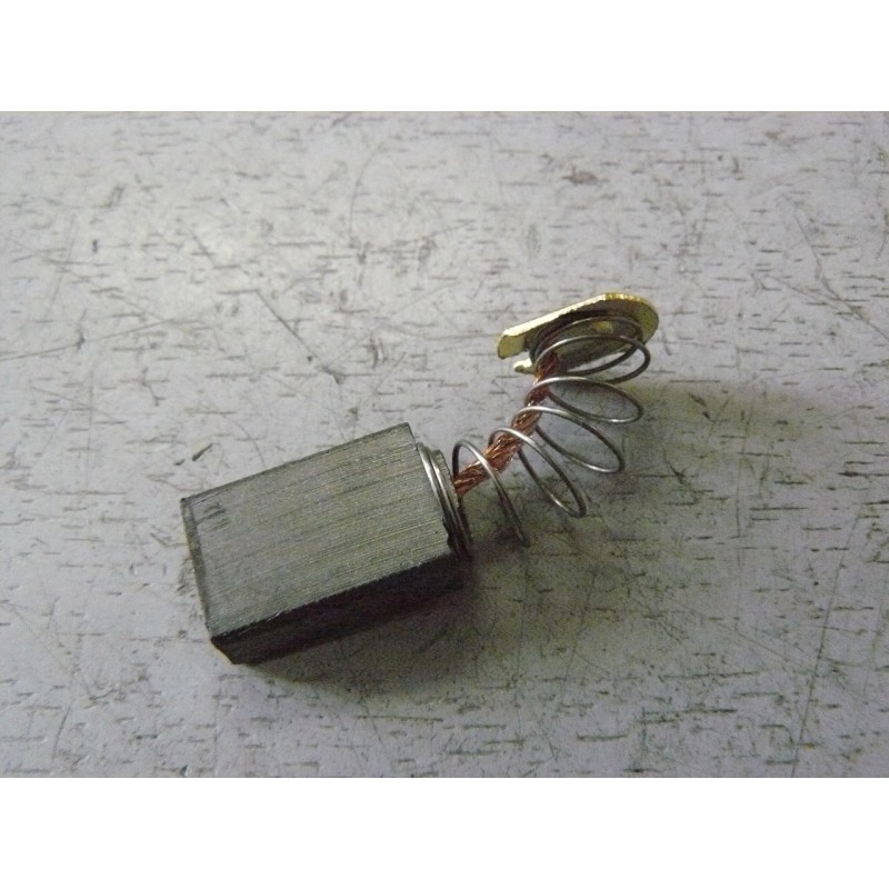 Щетка графитовая (пара) 10.9х5.4х16 ЗУБР U502-850-009-W